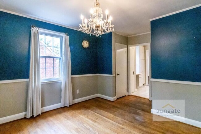 Building Photo - 326 Lincoln Ave