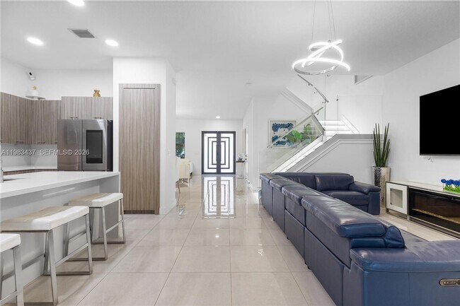 Building Photo - 4335 SW 174th Ave