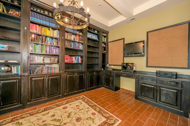 Building Photo - 6514 Grande Bay
