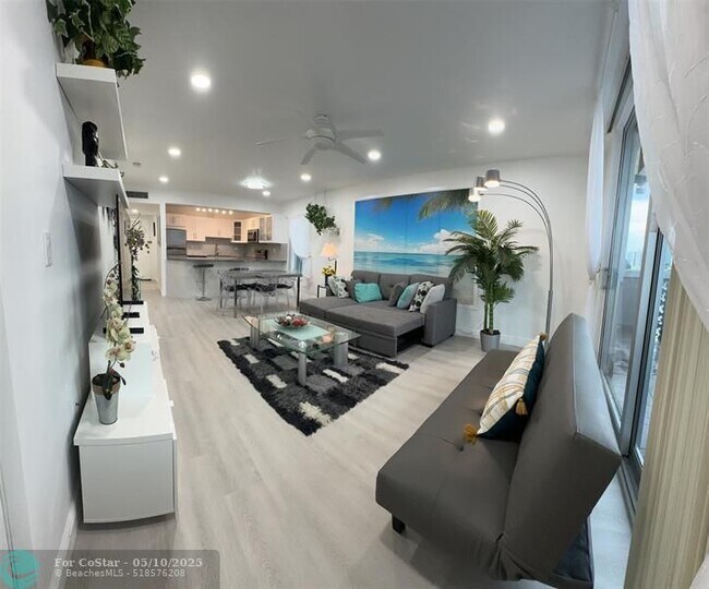 Building Photo - 7118 Bonita Dr