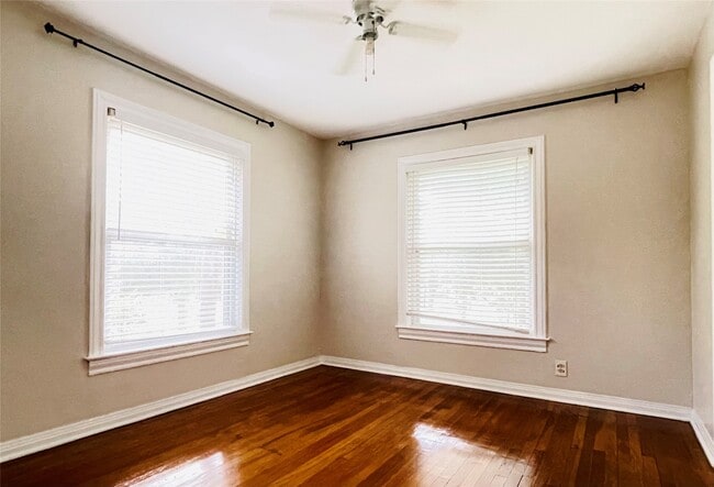 Building Photo - 1502 Elmen St