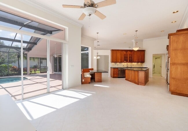 Building Photo - 474 Stonemont Dr