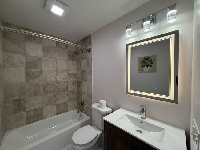 Building Photo - 4300 Apple Ave