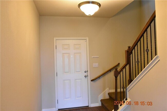 Building Photo - 12837 Snow Ln