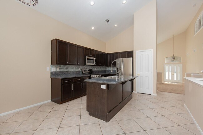 Building Photo - Enormous Silverado Ranch pool home with new paint and carpet