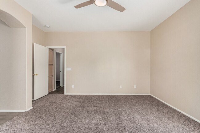 Building Photo - Newly Renovated 3-Bedroom Home in Gilbert