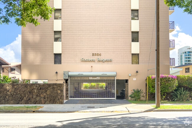 Building Photo - Sixteen Regents