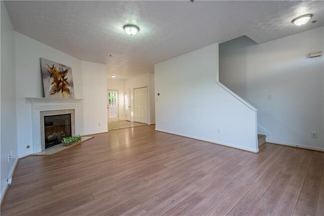 Building Photo - 2432 Avery Park Ct