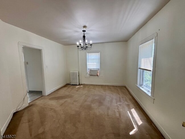 Building Photo - 196 Mt Kemble Ave