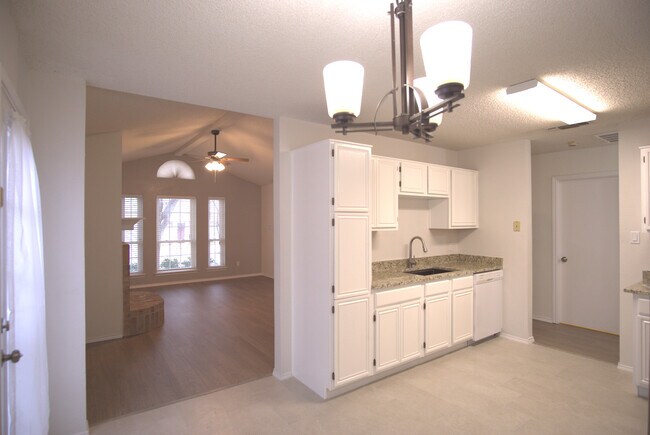 Building Photo - 2089 Paint Pony Ln