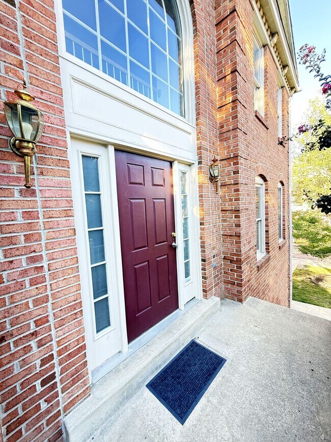 Building Photo - 10130 Treble Ct