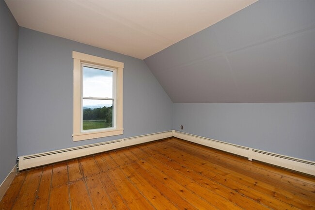 Building Photo - 2169 Green Bay Loop