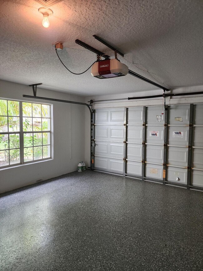 Building Photo - 3407 Fort Nelson Ln