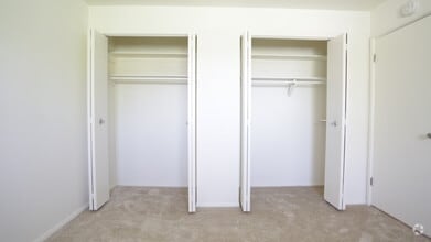 Interior Photo - Crain Court