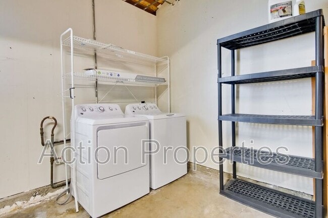 Building Photo - 3501 Speno Dr