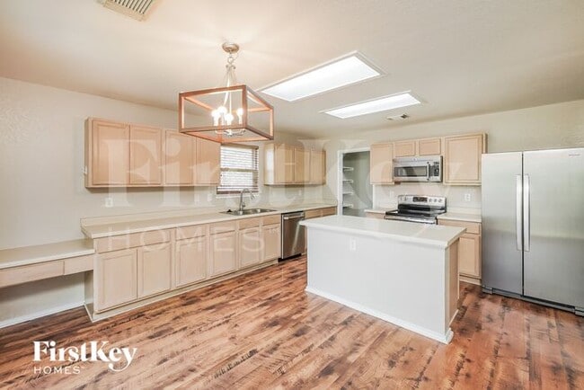 Building Photo - 11235 Forest Pass Ct