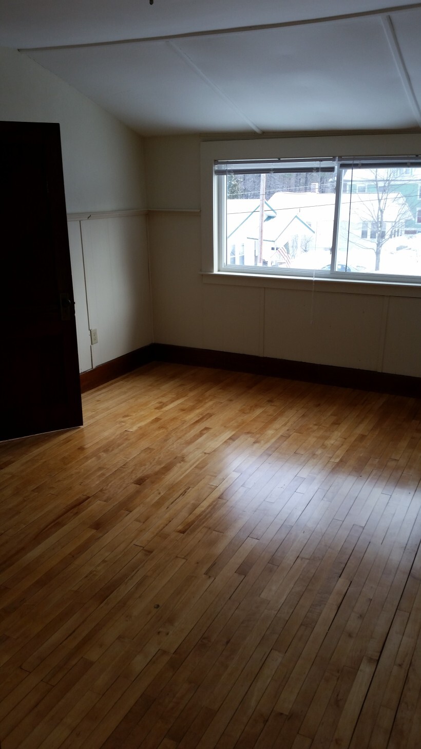 bedroom 5 - 26 Emerson St