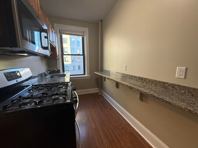 Building Photo - 660 Huntington Ave