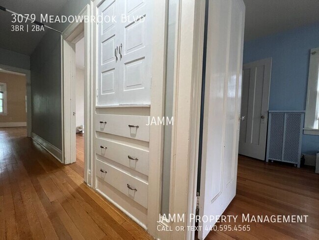 Building Photo - 3079 Meadowbrook Blvd