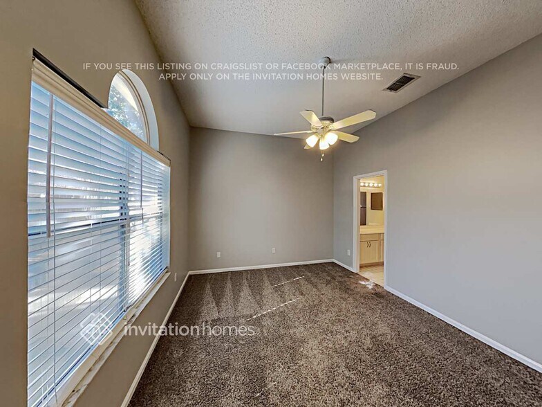 Building Photo - 12480 Ruxton Green Ln