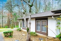 Building Photo - West Gate Area | Townhome | Unfurnished