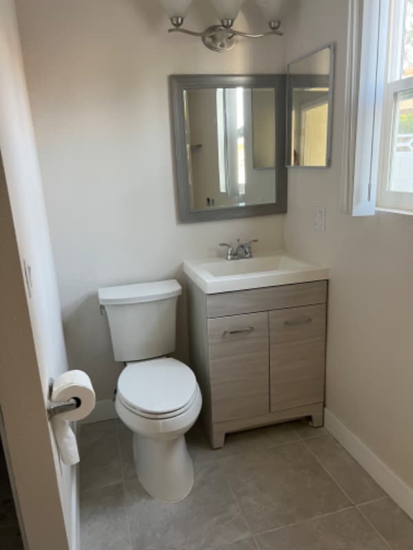 Building Photo - 6612 Light Breeze Dr