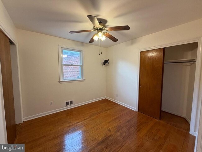 Building Photo - 4308 Alton St