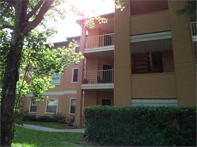 Building Photo - Two  bedroom and two bathroom condo with lakeview balcony