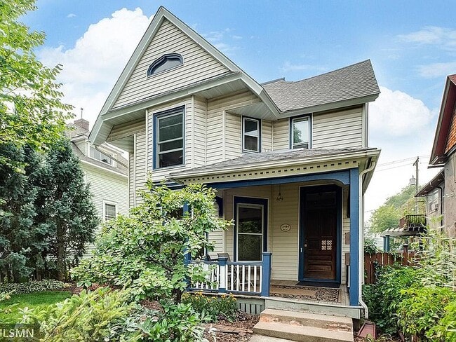 Primary Photo - 2444 Garfield Ave