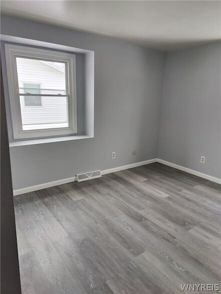 Building Photo - 32 Cascade Dr