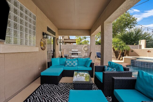 Building Photo - 488 E Diamond Trail