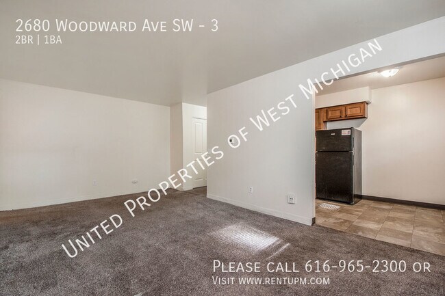 Building Photo - Available Now | 2 Bedroom 1 Bath Apartment...