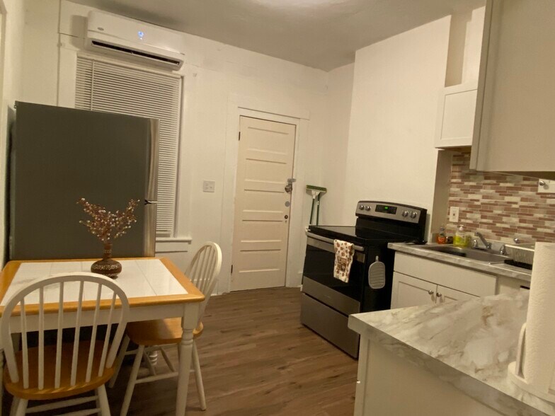 Building Photo - 101 Hynes Ave