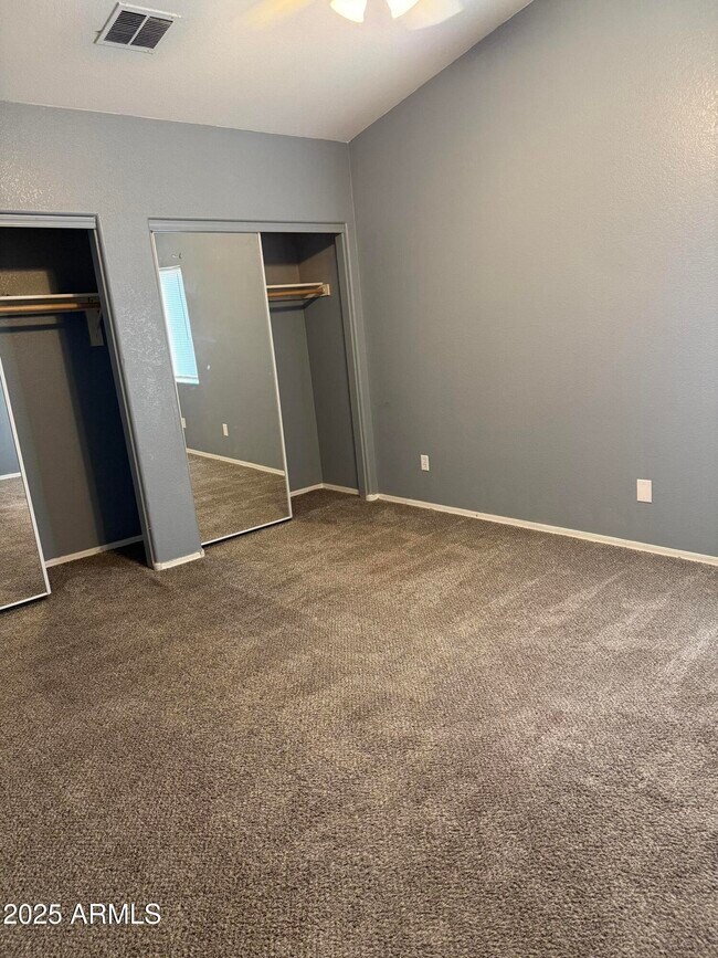 Building Photo - 2320 W Cocopah St