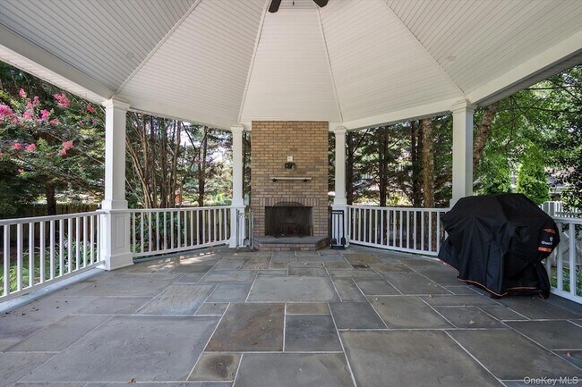 Building Photo - 12 Glenridge Ln