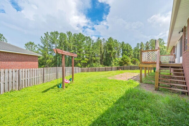 Building Photo - 618 Territory Ln