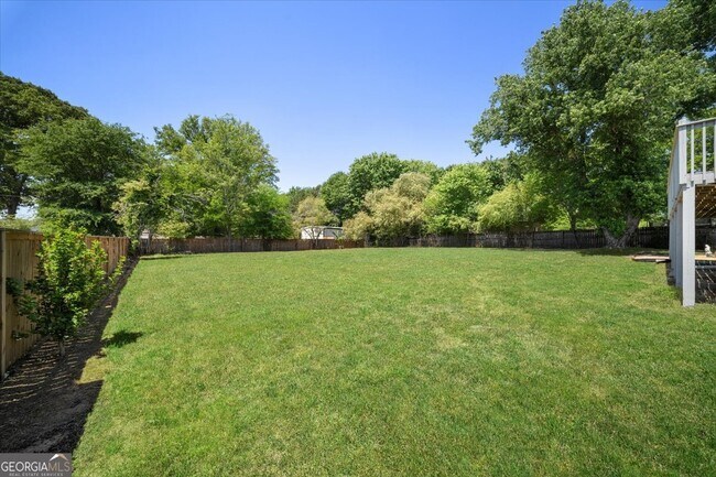 Building Photo - 103 Farmington Dr