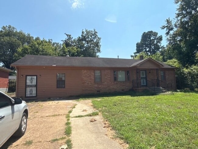Building Photo - 1779 Baldwin Ave