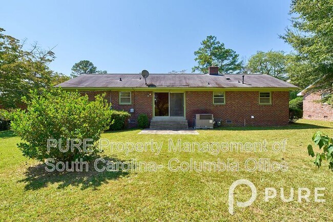 Building Photo - 5912 Barksdale Dr