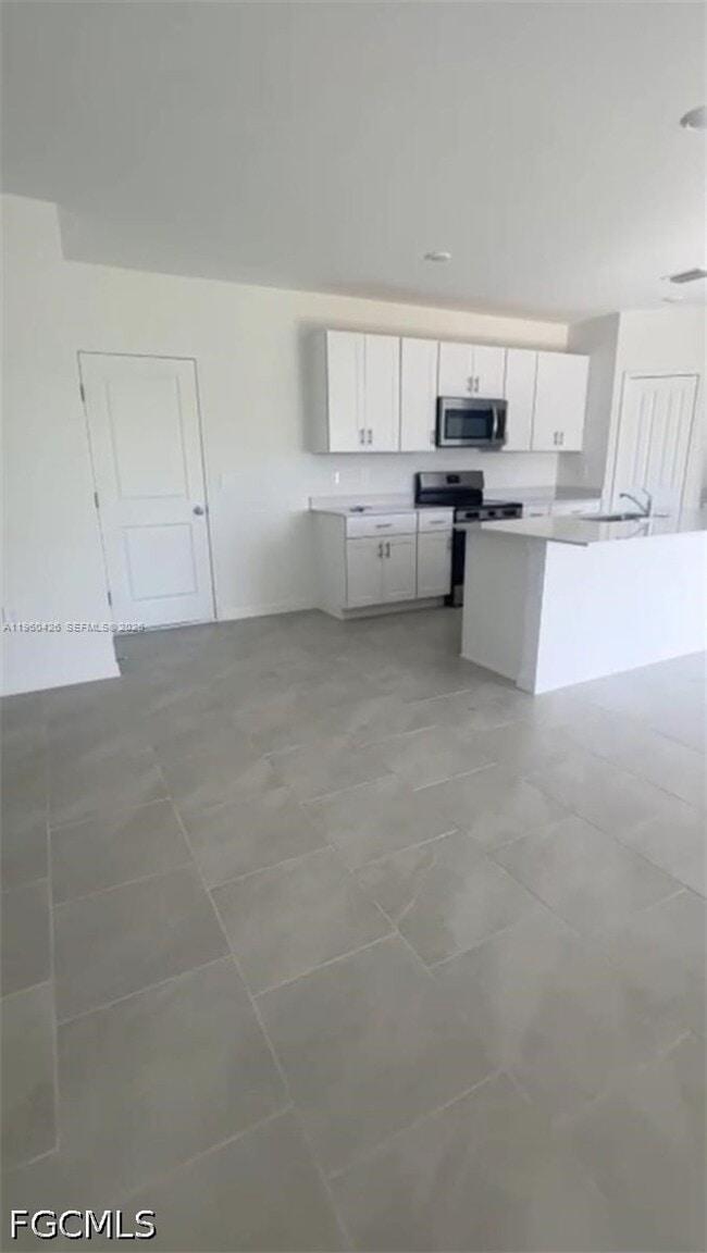 Building Photo - 11812 Cloverly Ln