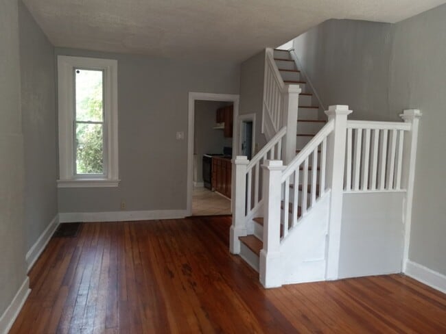 Building Photo - 2343 Logan St