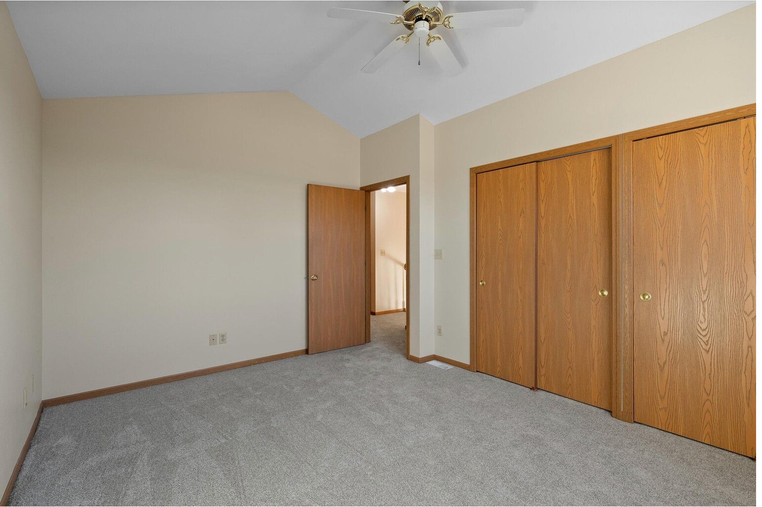 Bedroom 2 - 4344-4346 S 92nd St