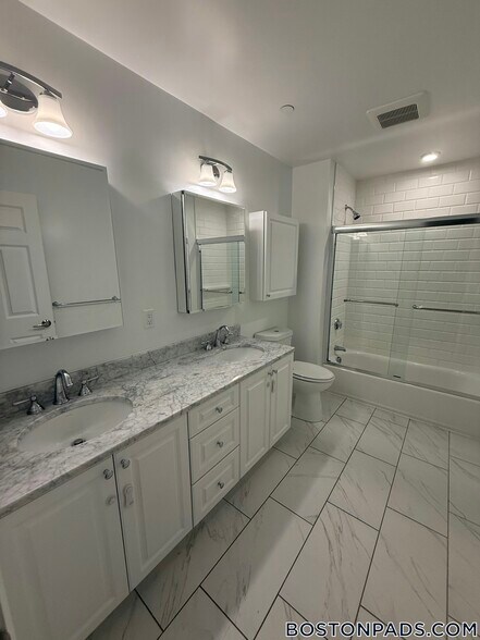 Building Photo - 104 Ellery Ct