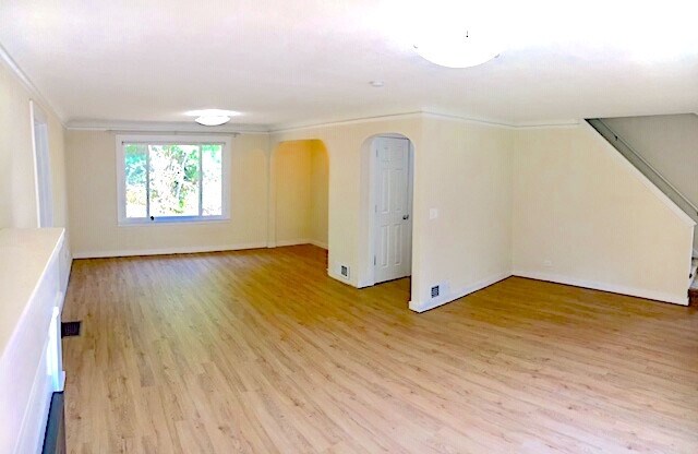 Building Photo - Cle Elum Rental