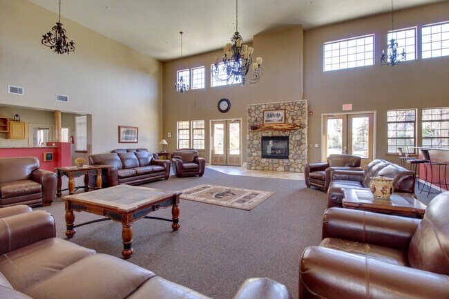 Building Photo - 2373 Quarter Horse Trl