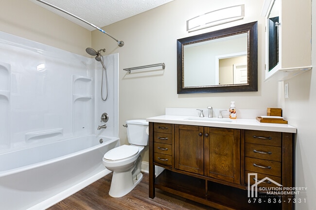 Building Photo - 6080 Stone Wood Dr NW