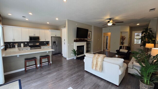 Building Photo - Single Story South Reno Home in Gated Community