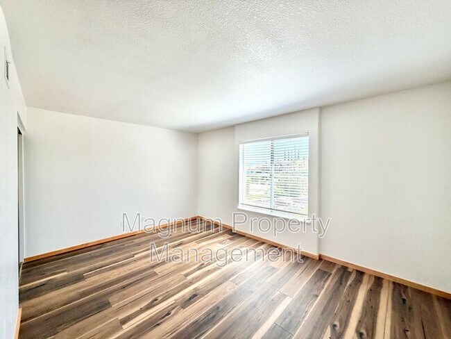 Building Photo - 22988 Joaquin Ridge Dr