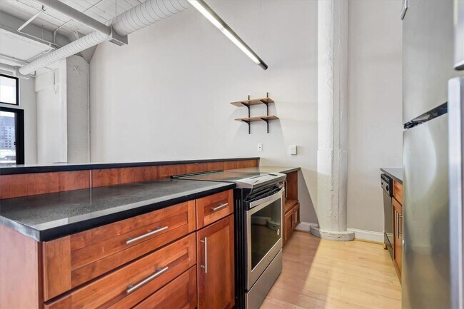 Building Photo - 4100 Laclede Ave