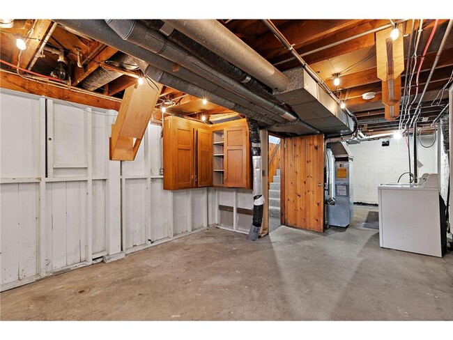 Building Photo - 6244 Humboldt Ave S